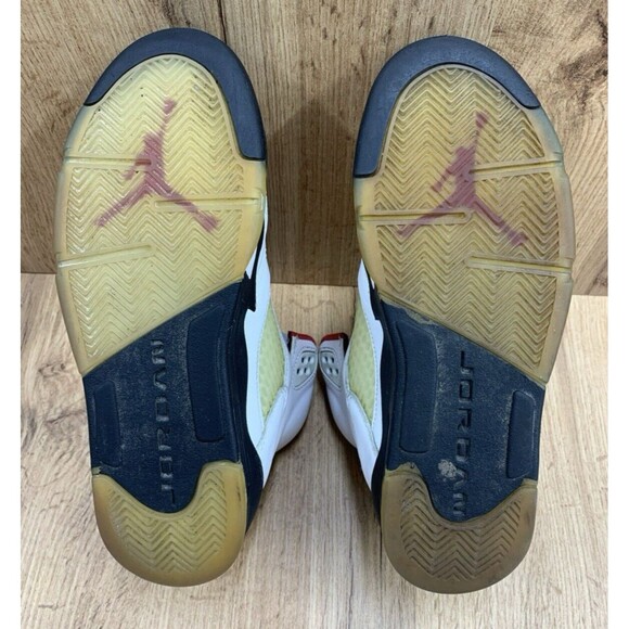 Nike Air Jordan 5 Retro Mid Fire Red Silver Tongue Sneakers 5Y White 440888-102 - Picture 5 of 16